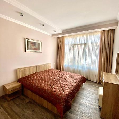 Villa Old Μπατούμι Εξωτερικό φωτογραφία