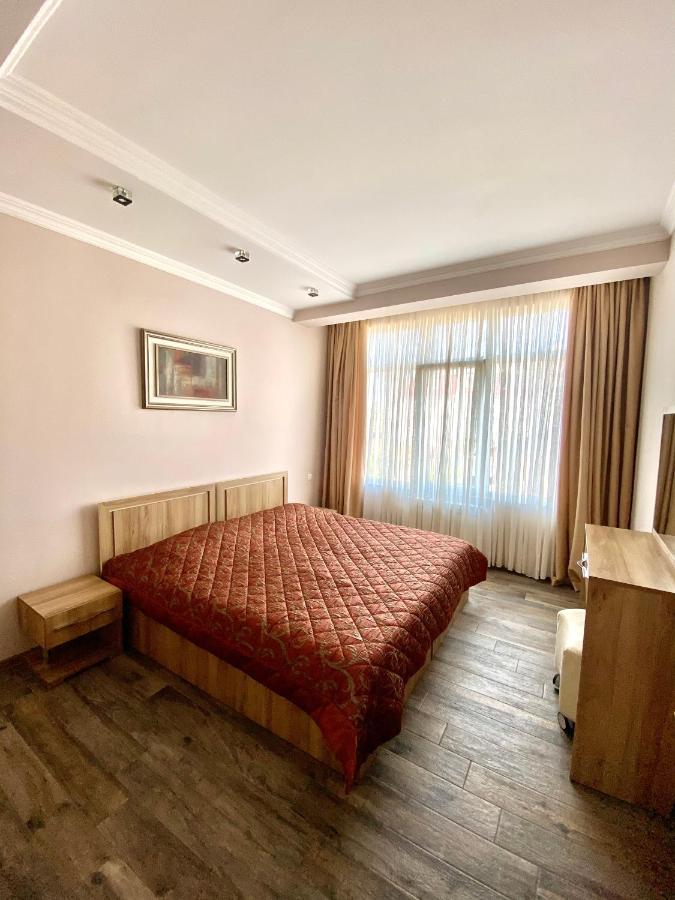 Villa Old Μπατούμι Εξωτερικό φωτογραφία